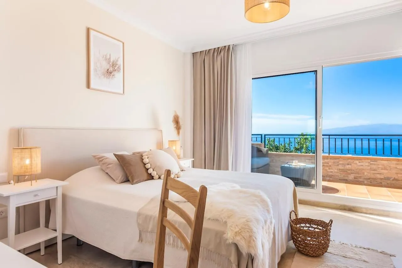 Modern Bright And Welcoming Ocean View Apartment Puerto de Santiago   Puerto de Santiago (Tenerife)
