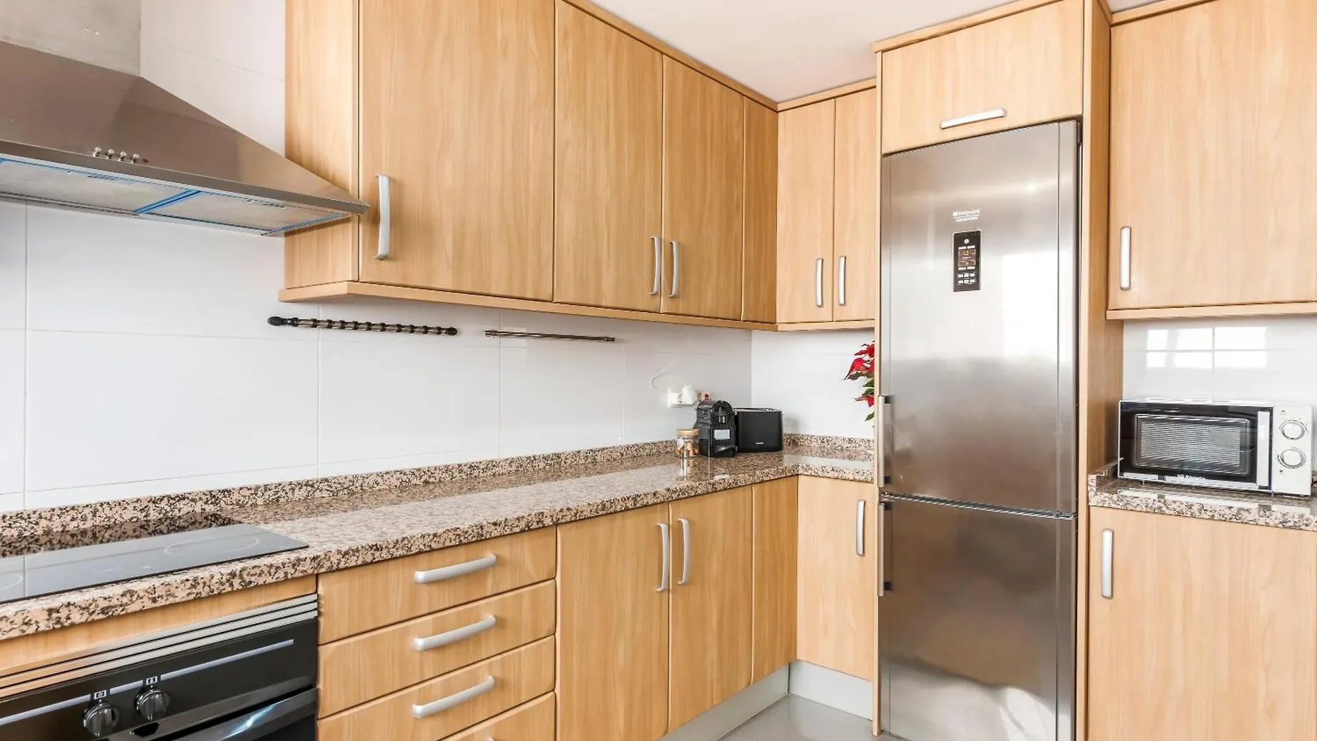 Modern Bright And Welcoming Ocean View Apartment Puerto de Santiago